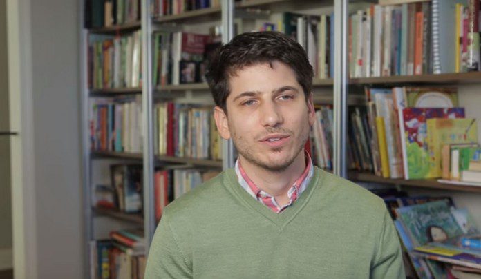 Pros and Cons of Gay Parenting Pros and Cons of Gay Parenting